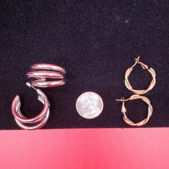 ⭐2 Pairs of Hoop Earrings - Picture 13 of 16